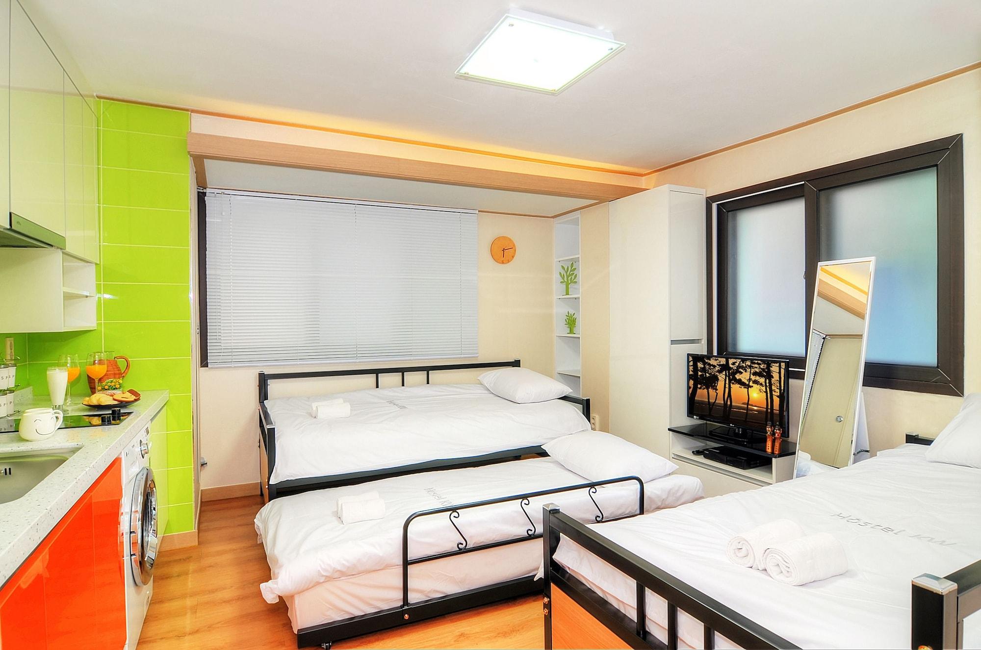 Hostel Kw Sinsa Сеул Екстериор снимка